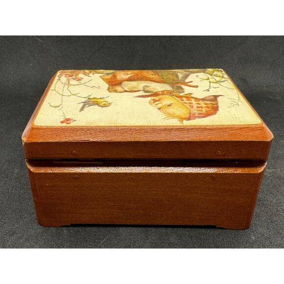 Vintage REUGE Switzerland Musical Box, Doctor Zhivago App 4”x 3” Child & Bird - Picture 4 of 11